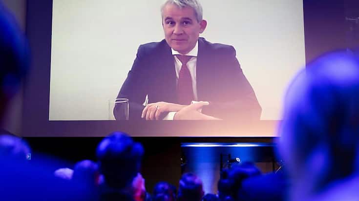 Intervenant jeudi devant les éditeurs alémaniques, le conseiller fédéral Beat Jans a souligné l'importance du travail des médias pour contrer le déferlement de "fake news", en particulier sur les réseaux sociaux.