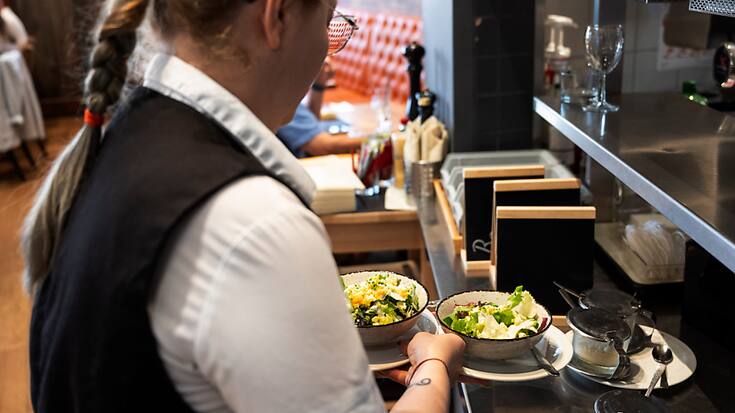 Les prescriptions sur les formations professionnelles initiales sont réexaminées tous les cinq ans au moins. Cette année, il est possible de suivre une formation d'employé en restauration de système AFP (image d'illustration).