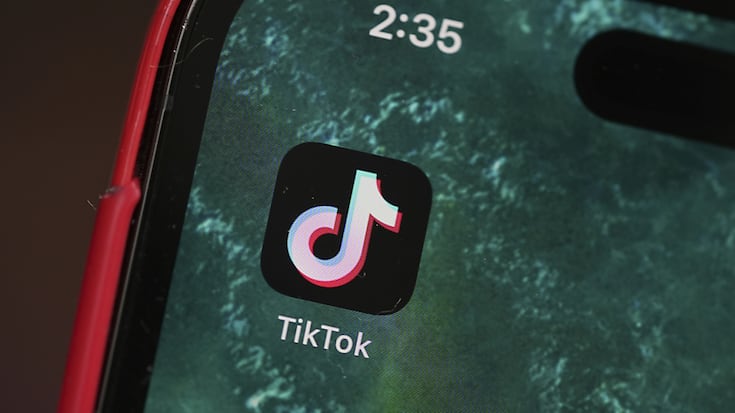Donald Trump a signé lundi un décret ordonnant à son gouvernement de suspendre pour 75 jours l'application de la loi interdisant l'application TikTok (archives).