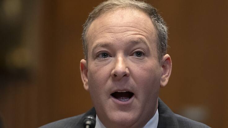 Lee Zeldin a été choisi par Donald Trump pour diriger l'Agence américaine de protection de l'environnement (EPA).