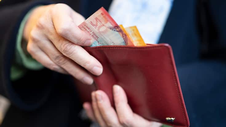 Le paiement en espèces dans les agences postales suisses ne sont pas permises pour empêcher le blanchiment d'argent (image d'illustration).