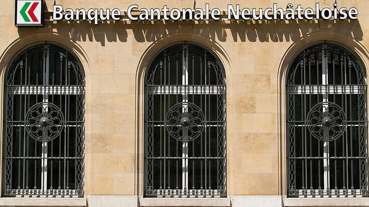 Principal moteur de la banque, les opérations d'intérêt ont reculé de 3,3% à 132,6 millions. Les opérations de commissions et prestations de service ont par contre avancé de 2,7% à 31,4 millions. Enfin, les revenus provenant du négoce ont enflé de 20,2% à 14,2 millions.