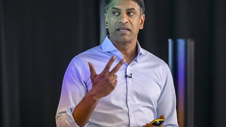 Vasant Narasimhan, directeur général de Novartis, a gagné 19,2 millions de francs en 2024. (archive)