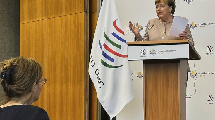 L'ancienne chancelière allemande Angela Merkel soutient la décision prise par les Etats membres de l'Union européenne (UE) pour augmenter les ressources de défense chez eux.