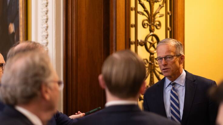Le Sénat américain a adopté vendredi un budget provisoire.