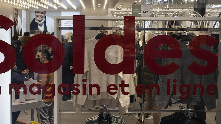 Les marges ont notamment souffert de ventes plus importantes de produits soldés (archives).