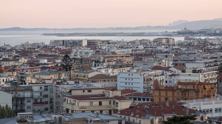 Nice a été à son tour la cible d'un sabotage électrique, au lendemain de dégradations sur deux installations électriques qui ont provoqué une coupure massive dans la région, notamment à Cannes en plein festival de cinéma (archives).