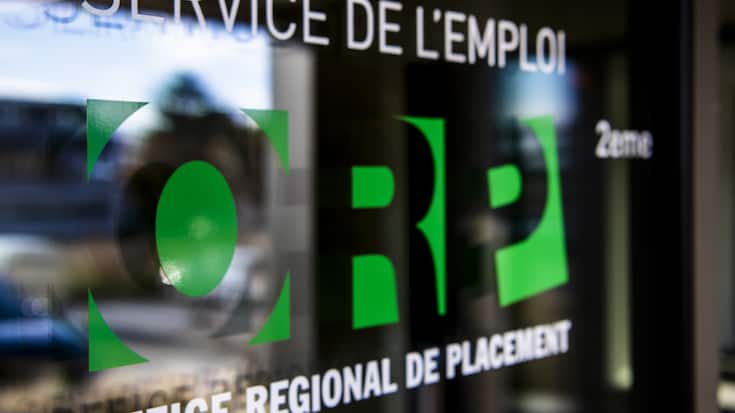 En mai, le nombre de chômeurs a tout de même bondi de 21,3% sur un an ou de 22'479 personnes .