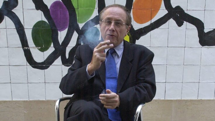 Journaliste et militant, au Monde diplomatique ou à Attac, Bernard Cassen est décédé.