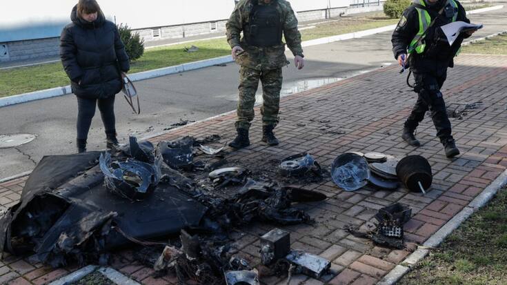 Débris d'un drome russe dans la banlieue de Kiev.