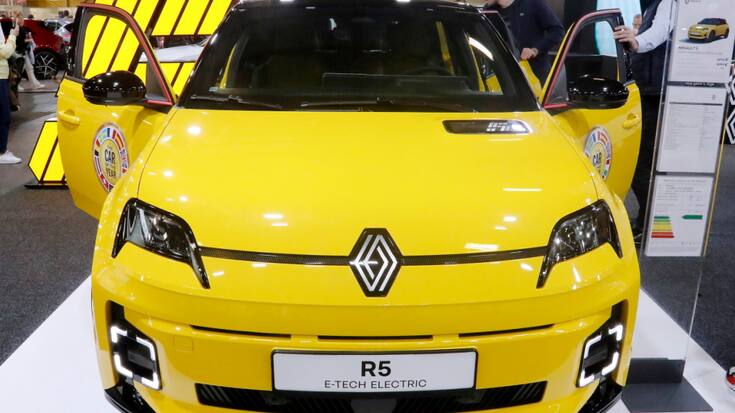 La progression des véhicules électriques menace des emplois. Ici, une Renault R5 E-Tech électrique. (archive)