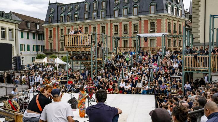 Les événements proposant déjà la vaisselle réutilisable, à l'image du Festival de la Cité (photo), témoignent d'un impact positif notamment grâce à la création d'un environnement plus propre et agréable pour tous (archives).
