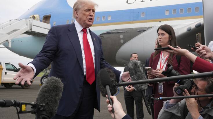 Donald Trump est arrivé vendredi en soirée à l'aéroport de Prestwick, au sud-ouest de Glasgow, pour un week-end prolongé en Ecosse.