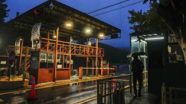 L'entrée de la mine de cuivre d'El Teniente au Chili où un homme est décédé et cinq autres sont piégés par un effondrement.