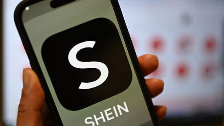 L'Italie accuse le colosse chinois de la mode éphémère d'avoir "adopté une stratégie de communication trompeuse concernant les caractéristiques et l'impact environnemental de ses produits vestimentaires". (archive)