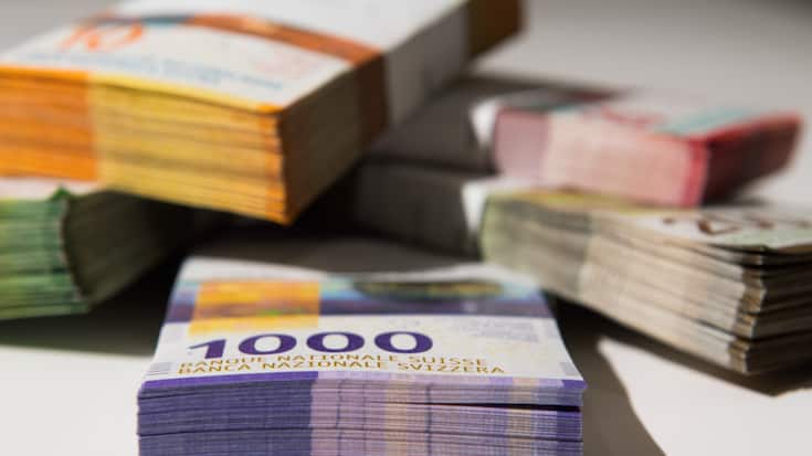 Douze propositions de séries ont été présentées en ligne pour un sondage d'opinion, effectué par un institut spécialisé, du 13 août au 7 septembre, rapporte un communiqué.