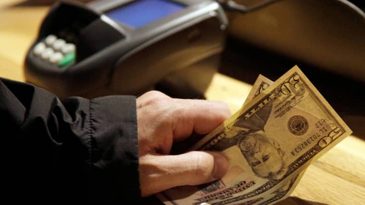 Des droits de douane de 39% et une dépréciation du dollar de 8% ont rendu les exportations suisses environ 50% plus chères pour les acheteurs américains, selon UBS. (archives)