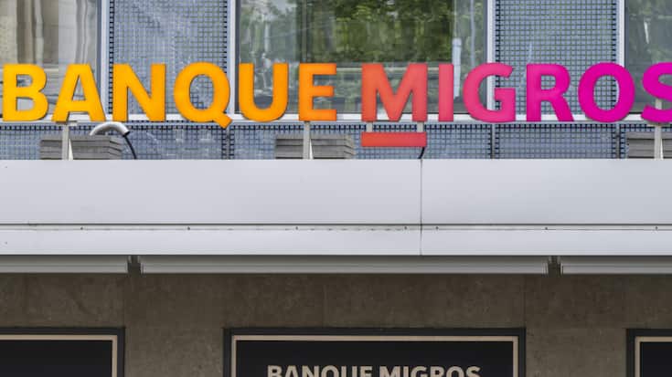 La Banque Migros attribue l'accès de faiblesse semestriel à la baisse des taux d'intérêts. Les charges d'exploitation ont toutefois aussi pris l'ascenseur. (archives)