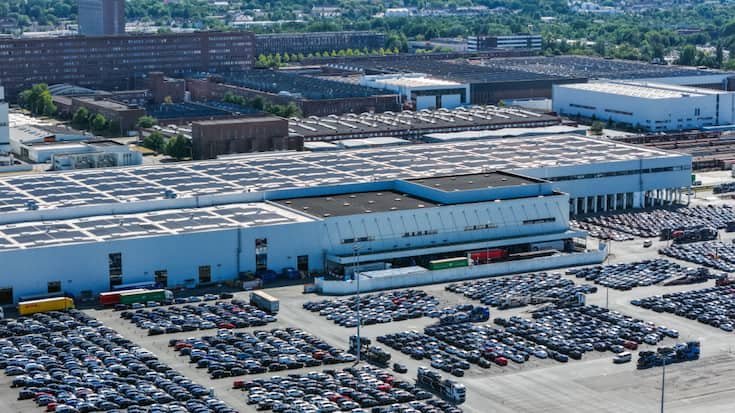 Il s'agit du troisième mois consécutif de baisse, une séquence qui témoigne encore un peu plus de la morosité économique du pays qui sort de deux années de récession.