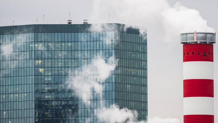 Le climat d'embauche se dégrade dans presque toutes les régions du pays, avec le recul le plus marqué en Romandie (-32%), où l'horlogerie et les services haut de gamme demeurent au coeur de l'économie.