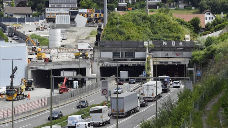 Le tunnel du Gubrist a dû être fermé en direction de l'Est à cause de la rupture d'une conduite d'eau (archives).