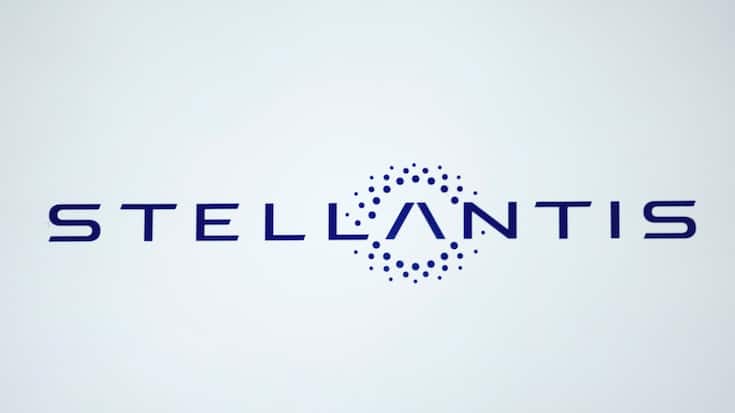 Ces décisions s'ajoutent à la récente annonce de Stellantis de mettre à l'arrêt trois semaines en octobre son usine de Poissy (Yvelines) et au chômage partiel ses 2000 salariés (archives).