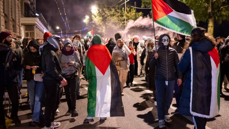 Des centaines de personnes se sont rassemblées mercredi soir à Lausanne peu après l'interception de la flottille pour Gaza afin de protester contre cette intervention d'Israël.