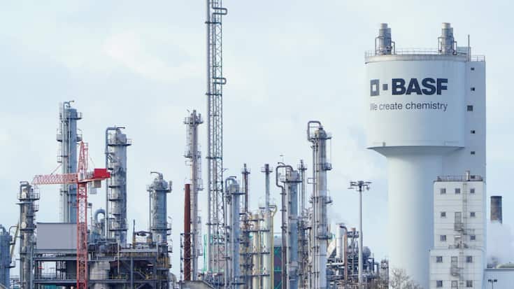 La branche Coatings de BASF, qui représentait 6% du chiffre d'affaires du groupe en 2024, a été mise à mal par la crise de l'industrie automobile (archives).