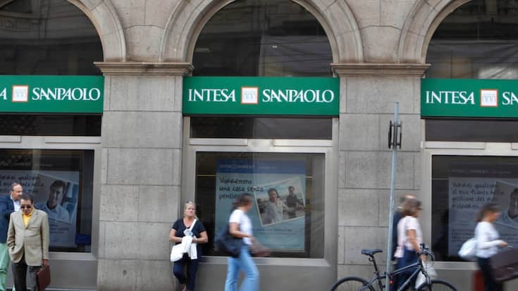 Intesa Sanpaolo prévoit de distribuer 3,2 milliards d'euros d'acompte de dividendes à ses actionnaires dès novembre. (archives)