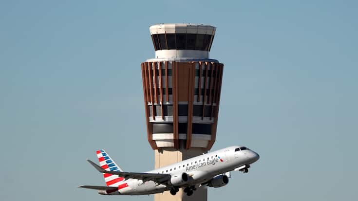 Paralysie budgétaire oblige, le régulateur américain de l'aviation (FAA) demande aux compagnies de réduire leur programme, entrainant l'annulation de plus d'un millier de vols par jour. (image symbolique)