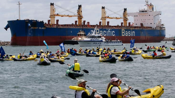 "En tant que troisième plus gros exportateur de carburants fossiles, l'Australie joue un rôle démesuré dans la crise climatique", estime Greenpeace Australia Pacific.