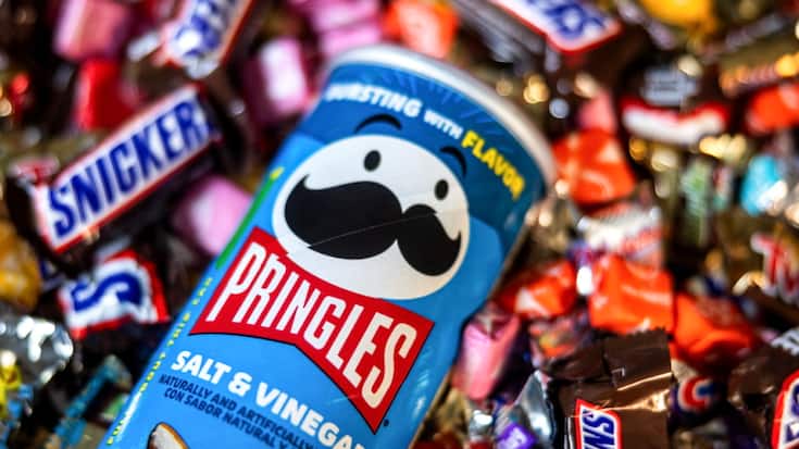 L'acquisition de Kellanova va lui permettre de se développer dans les snacks salés. Kellanova est issue de la scission en 2023 de l'ex-groupe américain Kellogg en deux sociétés distinctes.