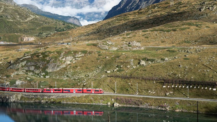 La ligne de la Bernina se prépare à devoir réguler, voire limiter, l'afflux de touristes pendant les fêtes de fin d'année (archives).