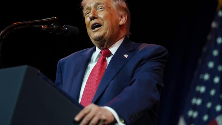 Donald Trump a reproché mardi à Nicolás Maduro d'avoir imité ses célèbres gestes de danse.