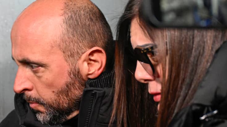 Si son mari Jacques est en détention préventive depuis vendredi, Jessica Moretti (à droite) demeure en liberté, mais ses mouvements sont désormais limités.