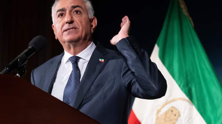 Le fils de l'ancien chah d'Iran s'est dit convaincu que la République islamique allait "tomber". "Ce n'est pas une question de 'si', mais de 'quand'", a lancé Reza Pahlavi à la presse à Washington.