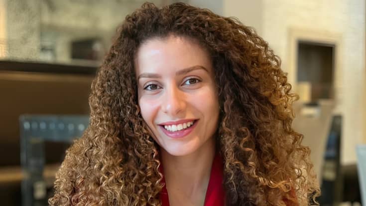 Lara Gervaise, cofondatrice de Virtuosis, une start-up qui analyse la voix grâce à l’IA et détecte ainsi les risques d’épuisement professionnel.