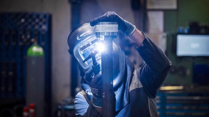 Sur les 600 entreprises interrogées par l’enquête de Swiss Export, Raiffeisen et Kearney, seulement 9% d’entre elles utilisent systématiquement l’intelligence artificielle en Suisse.