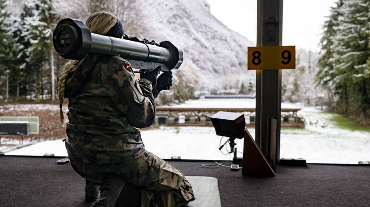 Dans les prochaines années, l’armée devra moderniser son matériel et ses infrastructures, générant de nombreuses commandes publiques, dont une part sera destinée aux PME.