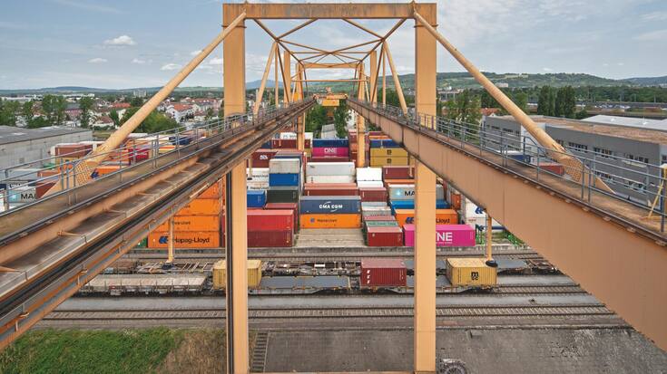 SCHWEIZ RHEINHAFEN RHENUS