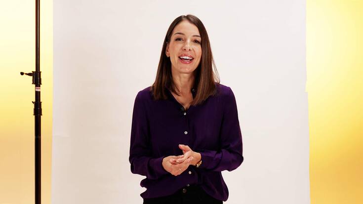 PostFinance Anlegen Interaktives Video mit Expertin Monika Siegenthaler neu