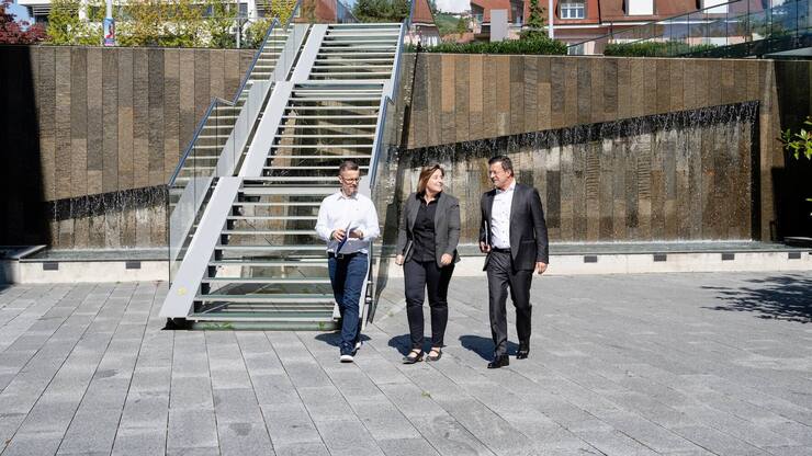 Jeton Ramadani, directeur de la société Formadult Sàrl, Sophie Marchand Reymond, directrice du Centre de Formation Continue de la HEIG-VD et Frédéric Bonjour, directeur du département de la formation du Centre Patronal.