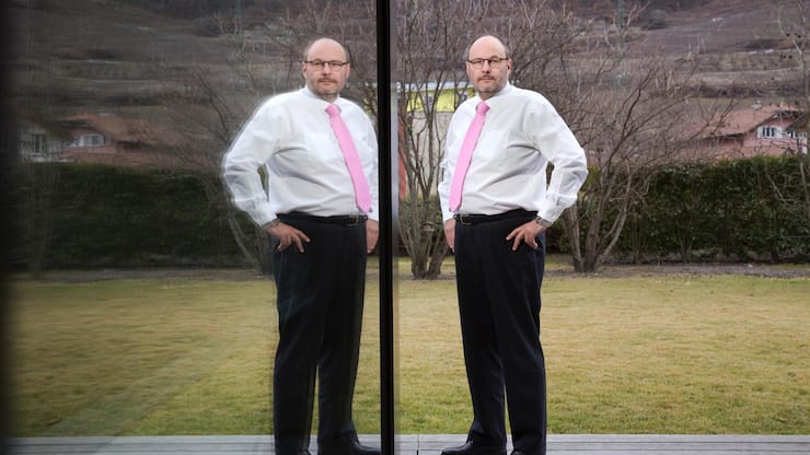 STÉPHANE HAEFLIGER Senior Consultant et membre de direction chez Vicario Consulting