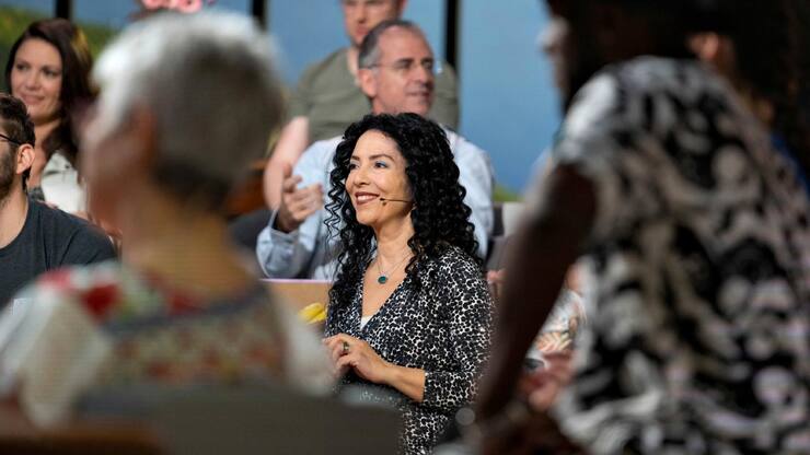 Pour Matthieu Wildhaber, spécialiste en art oratoire, des personnes comme la journaliste Myret Zaki savent transmettre leur message  à des audiences différentes.