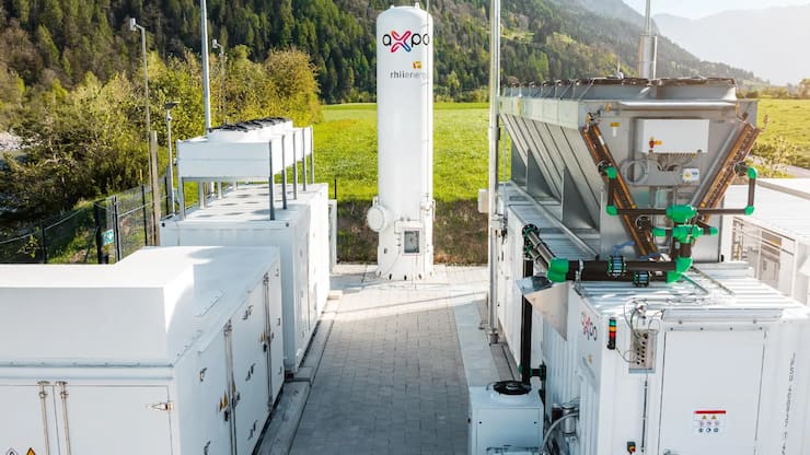 La plus grande installation de production d'hydrogène écologique de Suisse a été inaugurée dans les Grisons.