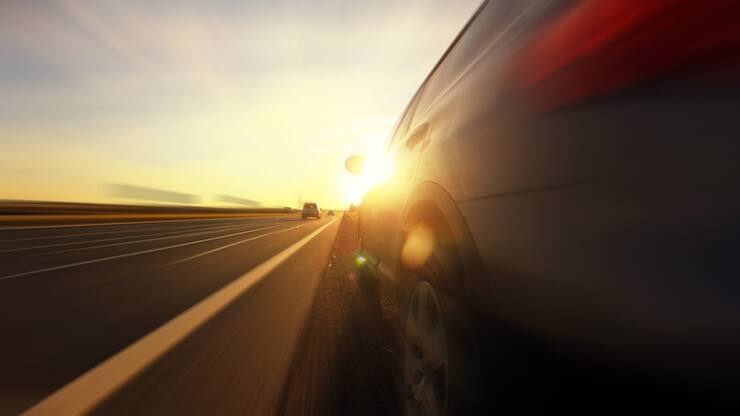 Et si les autoroutes produisaient de l’électricité ?