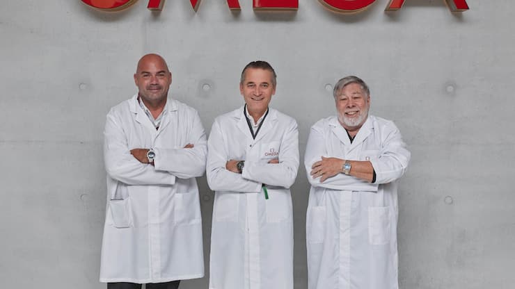 En l’honneur du partenariat entre OMEGA et Privateer, l’horloger suisse a reçu Steve Wozniak et Alex Fielding dans son siège à Bienne.