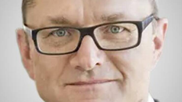 Hansruedi Köng: CEO, PostFinance