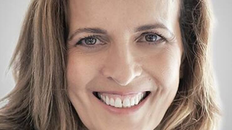 Raquel Santos Silva: Associée, Bedrock