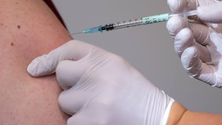 Les Suisses pourront faire une vaccination de rappel contre le Covid-19 dès le 10 octobre (archives).